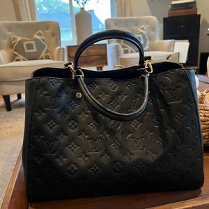 *BLACK FRIDAY SALE* Authentic Louis Vuitton Montaigne Handbag